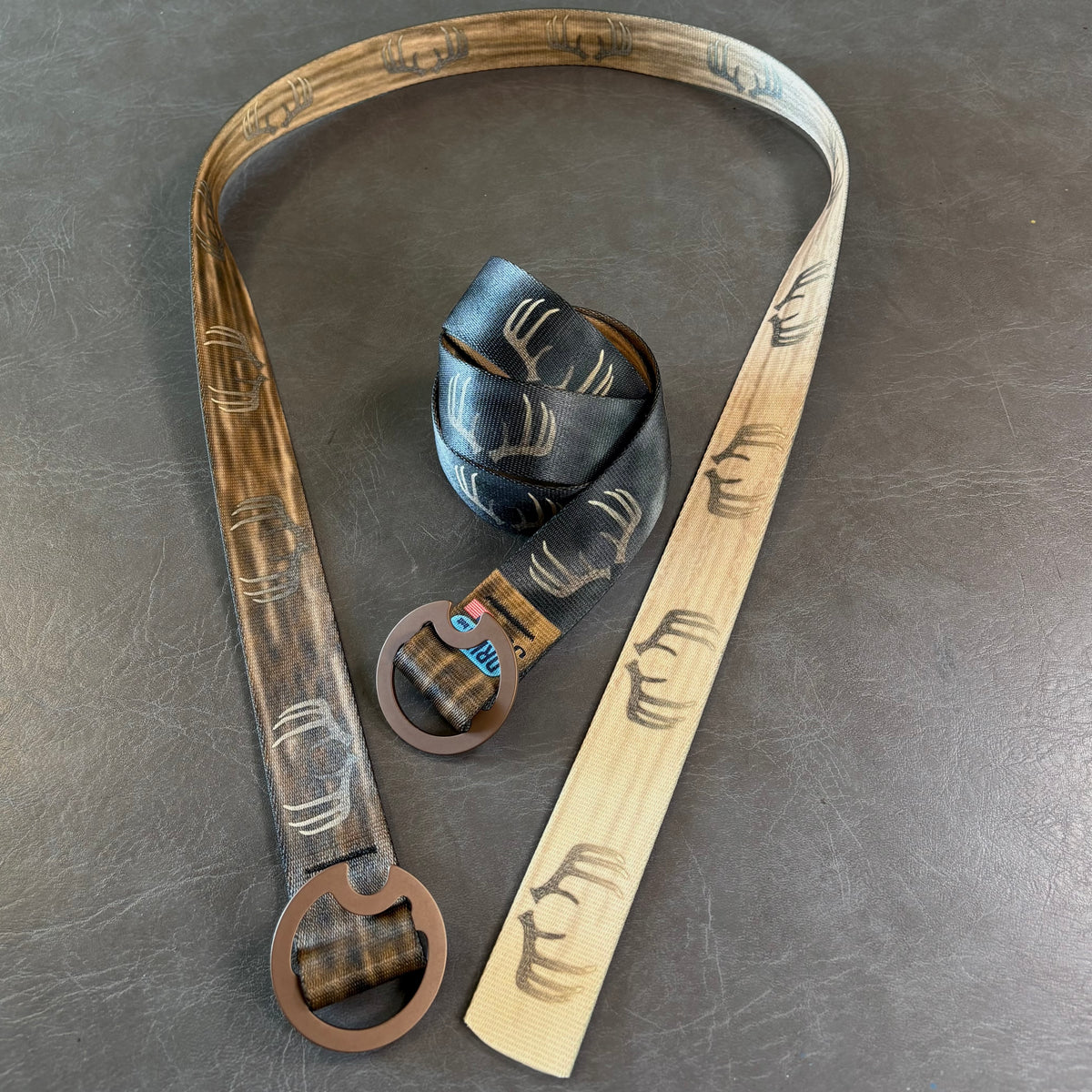 WHITE-TAIL ANTLER BELT - REVERSIBLE